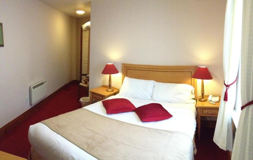 Virginia'S Guesthouse เคนแมร์ ห้อง รูปภาพ