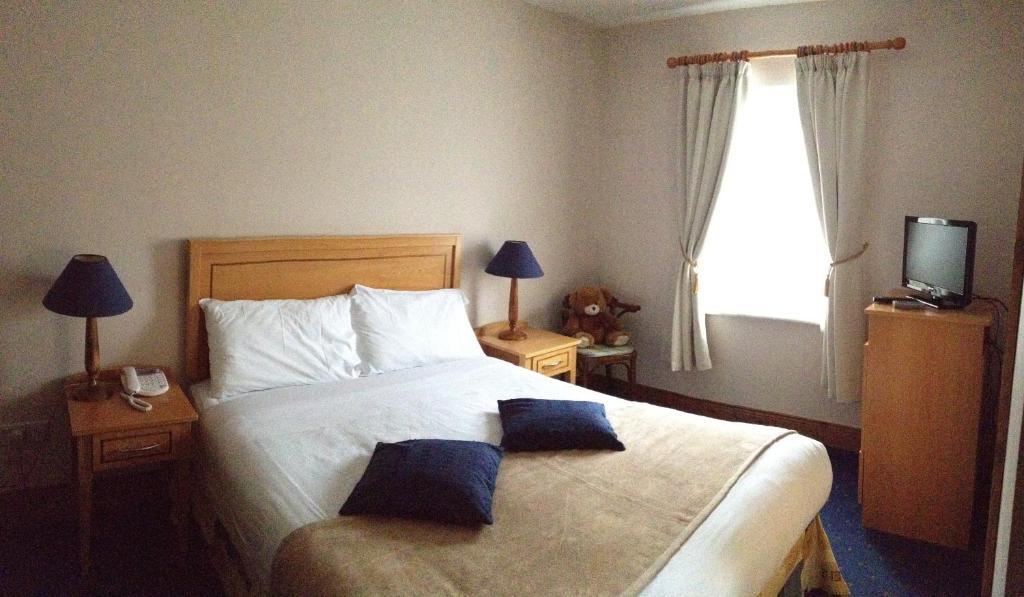 Virginia'S Guesthouse เคนแมร์ ห้อง รูปภาพ