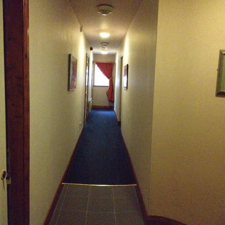Virginia'S Guesthouse เคนแมร์ ภายนอก รูปภาพ